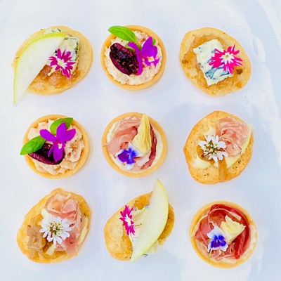 Mini Tarts, Blinis & Crostini