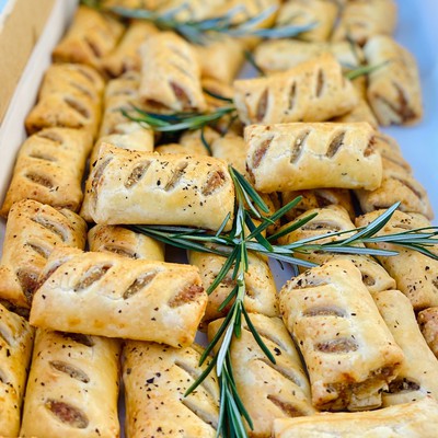 Pies & Rolls