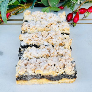 Rosalie's Festive Fruit Mince Crumble Slice - Sharing Box