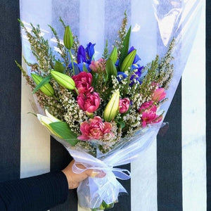 Flower Gift Wrapping - Rosalie Gourmet Market