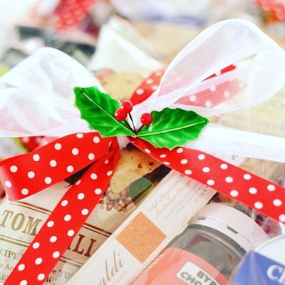 Hamper basket & gift wrapping | Rosalie Gourmet Market
